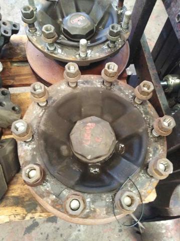 Cubo dianteiro 7421022433 RENAULT