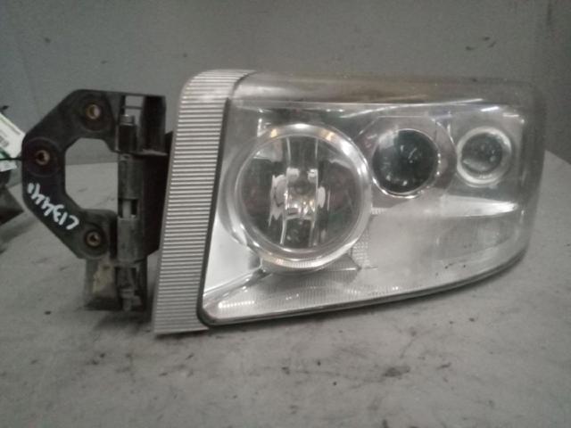 Luz esquerda 7421636295 RENAULT