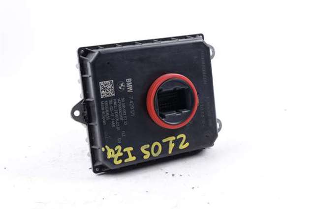 7429121 BMW