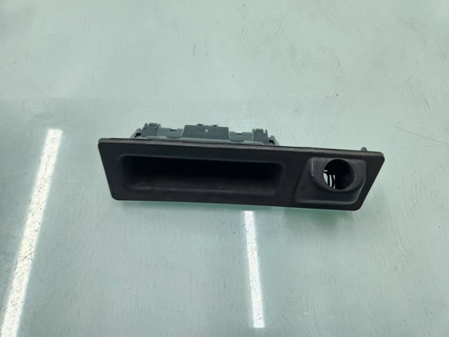 Puxador externo de tampa de porta-malas (de 3ª/5ª porta traseira) 7463163 BMW