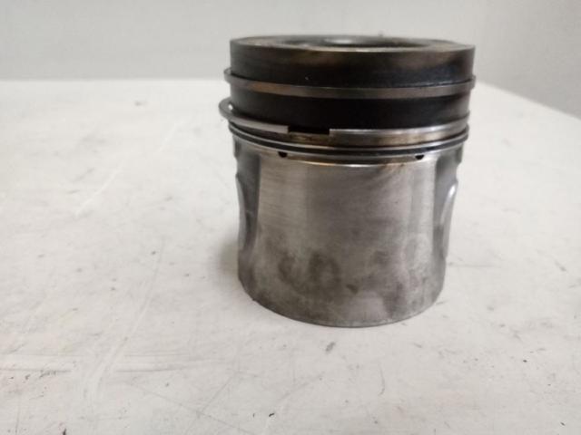 Kit de pistão (pistão + camisa) 7485135386 RENAULT