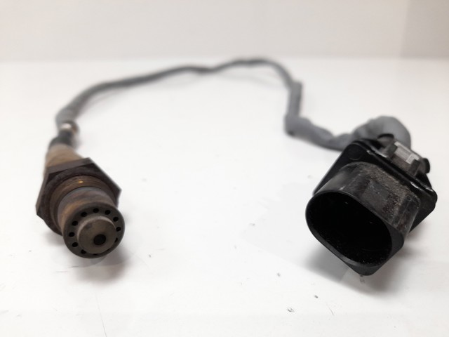 755807301 BMW