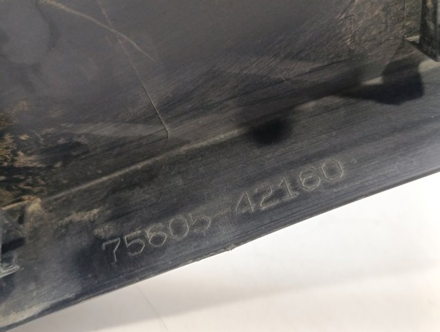 7560542160 Toyota