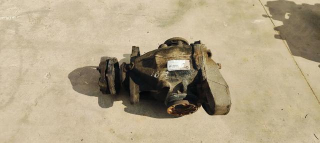 Redutor do eixo traseiro 7572804 BMW