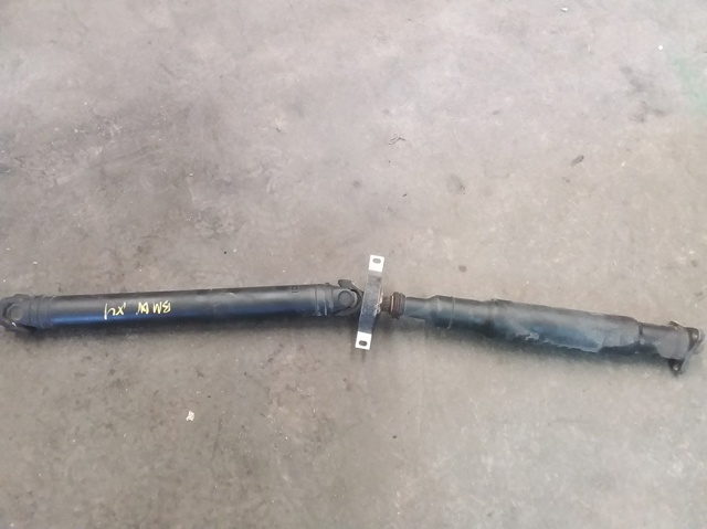 Junta universal traseira montada 7589801 BMW