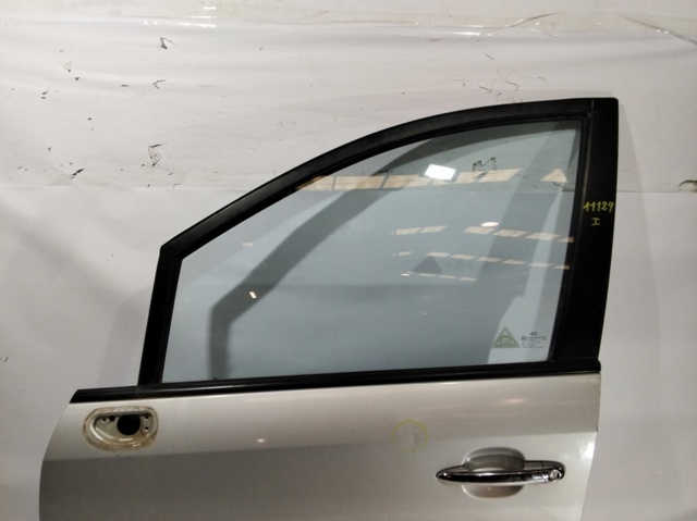  KIA Carens  (FG)