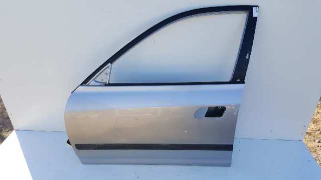 Porta dianteira esquerda Hyundai Elantra III XD ao melhor preço