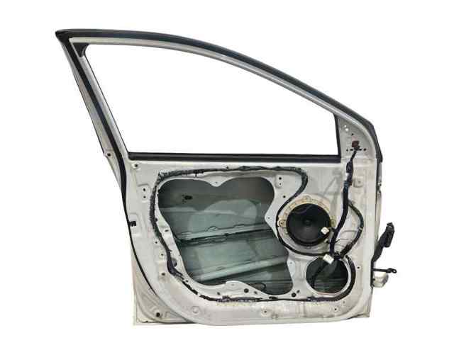 Porta dianteira esquerda 760032Y001 HYUNDAI