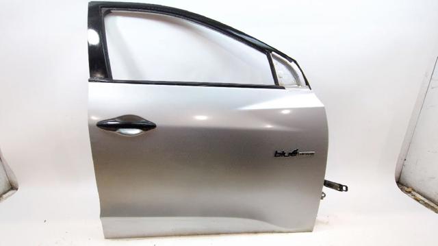 Porta dianteira direita 760042Y001 HYUNDAI