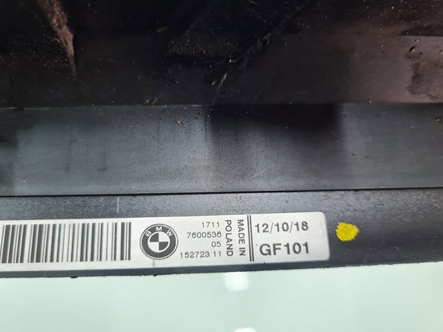 Consola do radiador esquerdo 7600536 BMW