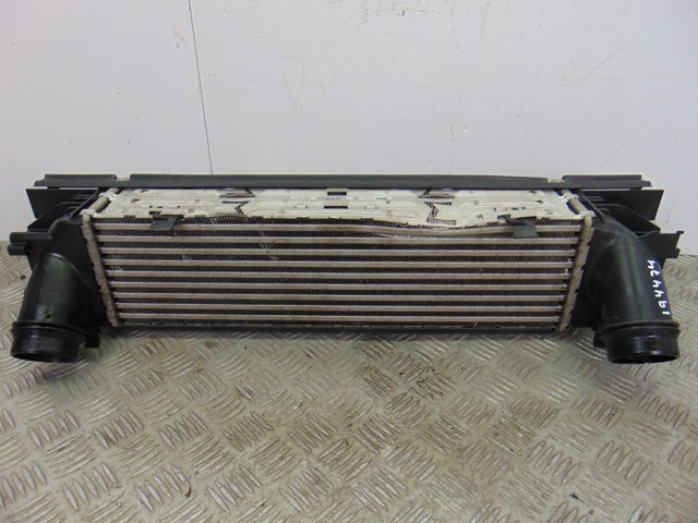 Radiador de intercooler 7618809 BMW
