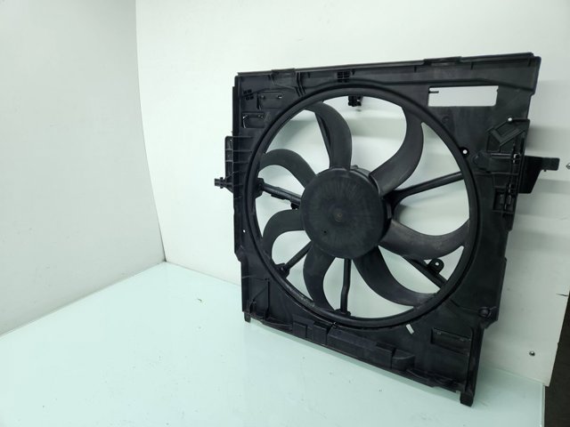 Difusor do radiador de esfriamento 7629131 BMW