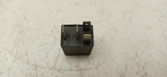 Relê de ventilador 7676504 FIAT