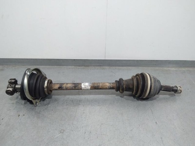 Semieixo (acionador) dianteiro esquerdo 7700110484 RENAULT