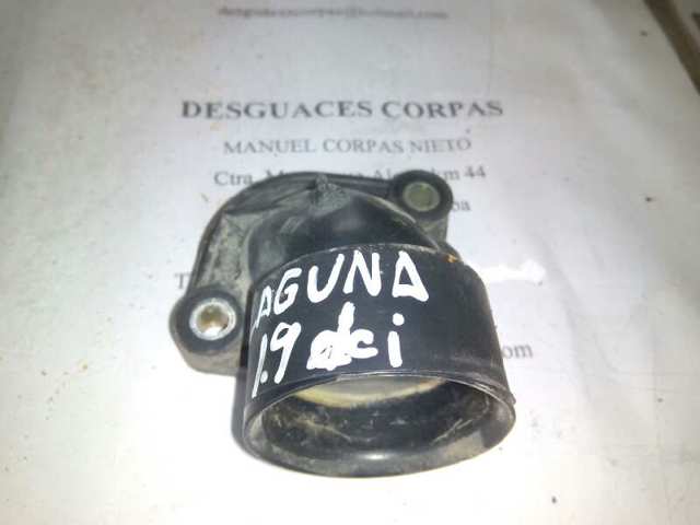Flange do sistema de esfriamento (união em T) 7700113645 RENAULT