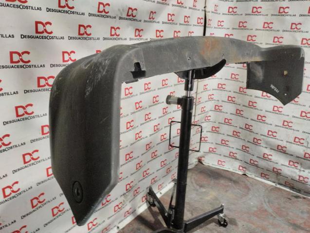 Pára-choque traseiro 7700304880 RENAULT