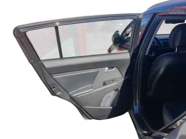 Porta traseira esquerda 770033W010 HYUNDAI