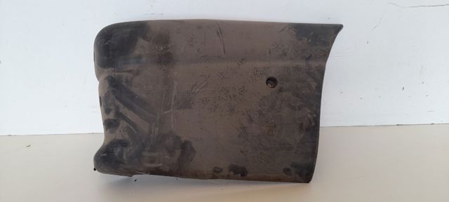 Pára-choque traseiro, parte direita 7700352124 NISSAN