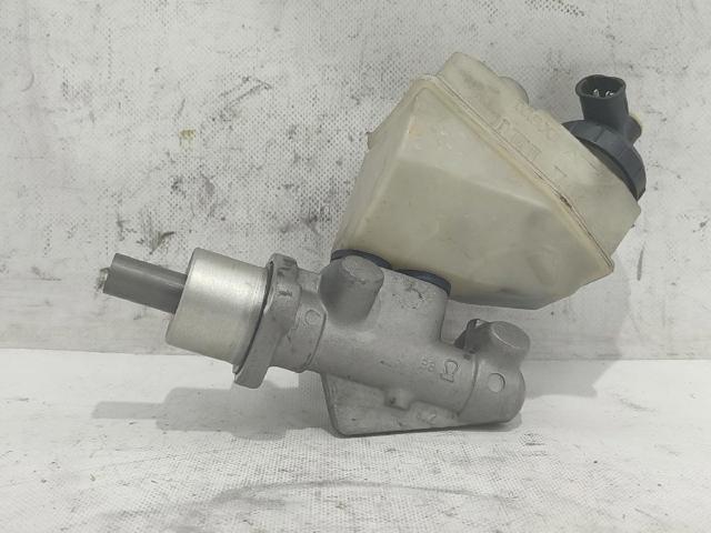 Tanque de cilindro mestre do freio (de fluido de freio) 7700417649 RENAULT