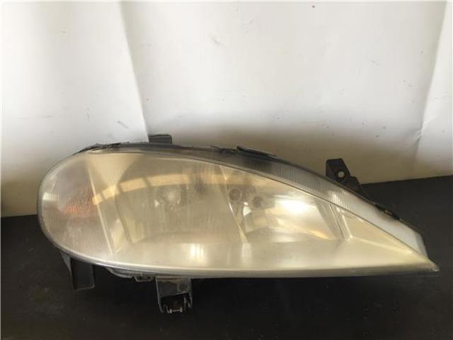 Luz direita 7700427870G RENAULT