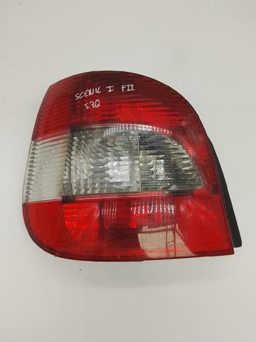 Lanterna traseira esquerda 7700428054 RENAULT
