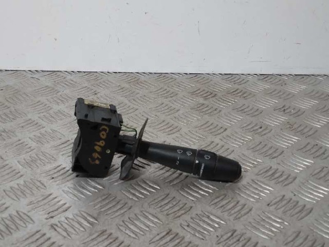 7700428235 Renault (RVI)