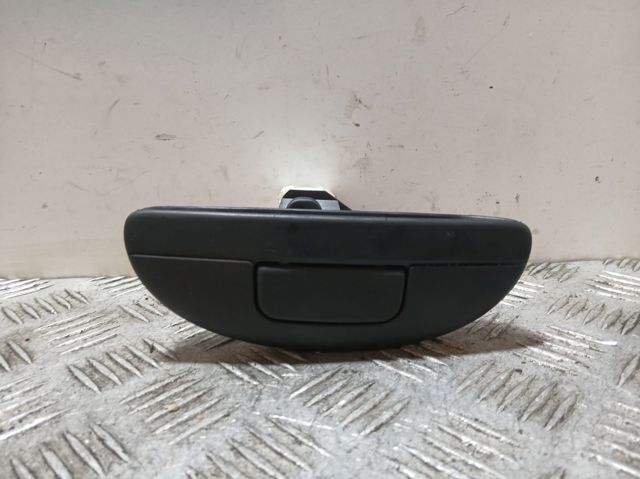 Puxador externo de tampa de porta-malas (de 3ª/5ª porta traseira) 7700435694 RENAULT