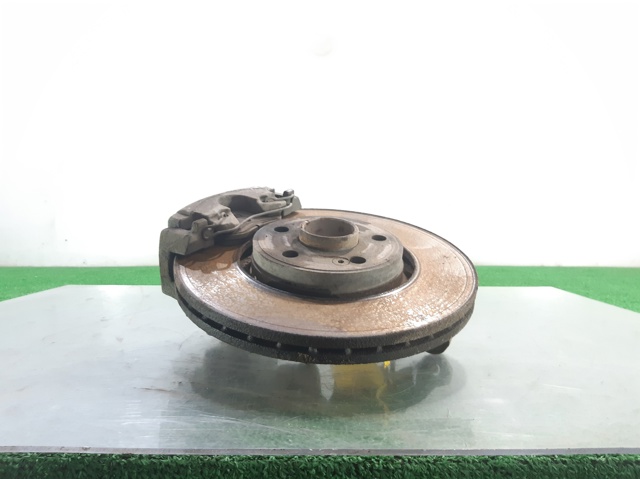 7700437031 Renault (RVI)