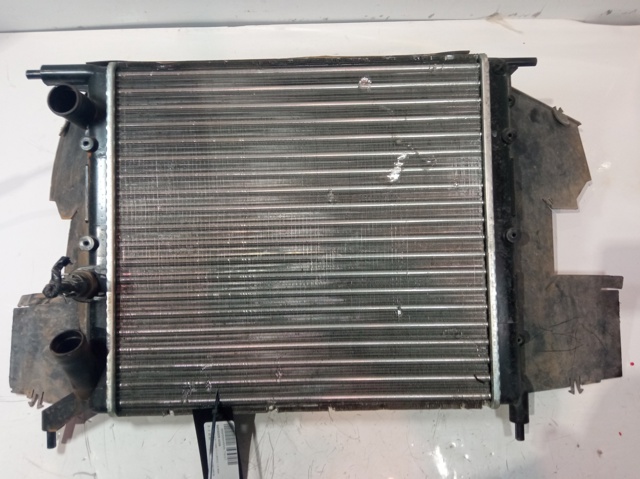 Radiador de esfriamento de motor 7700784038 RENAULT