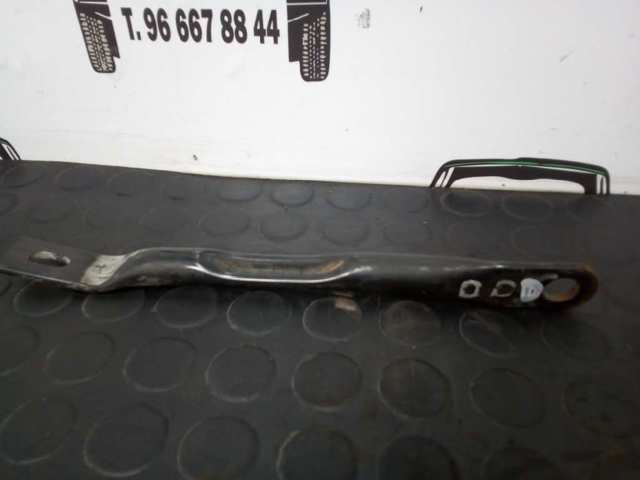 Braçadeira de fixação da bucha de estabilizador dianteiro 7700784169 RENAULT