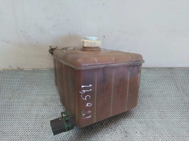 Tanque de expansão do sistema de esfriamento 7700823704 RENAULT