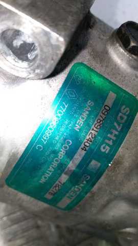 Compressor de aparelho de ar condicionado 7700860997 RENAULT