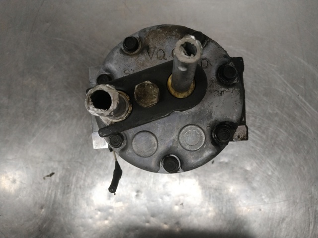 Compressor de aparelho de ar condicionado 7700866828B RENAULT