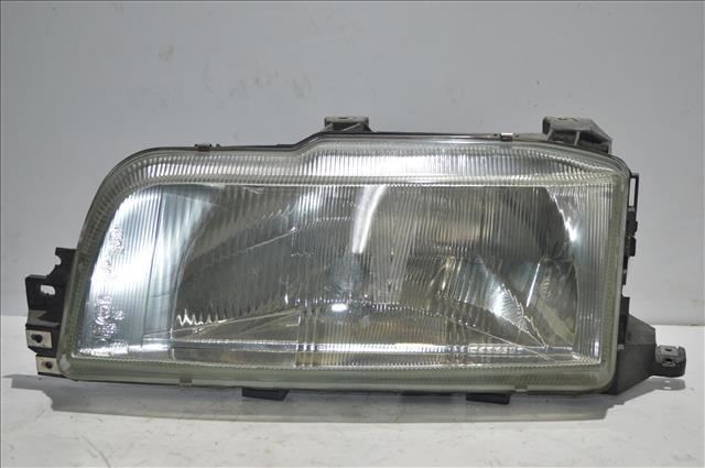 Luz esquerda 7701032010 RENAULT