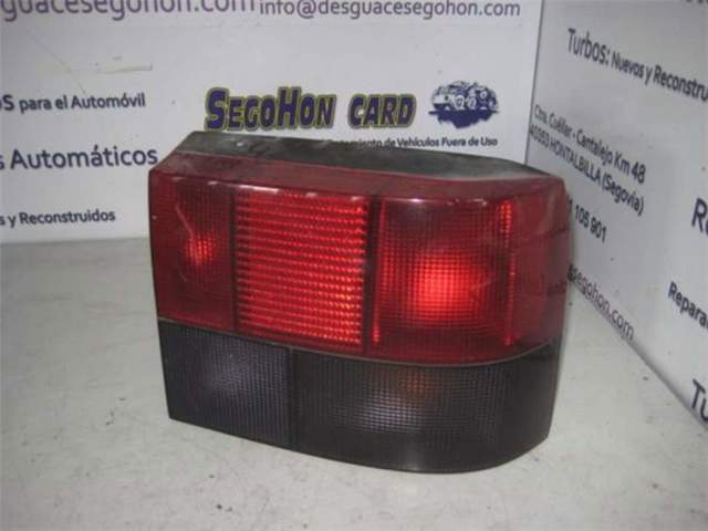 Vidro da luz traseira direita 7701033782 RENAULT