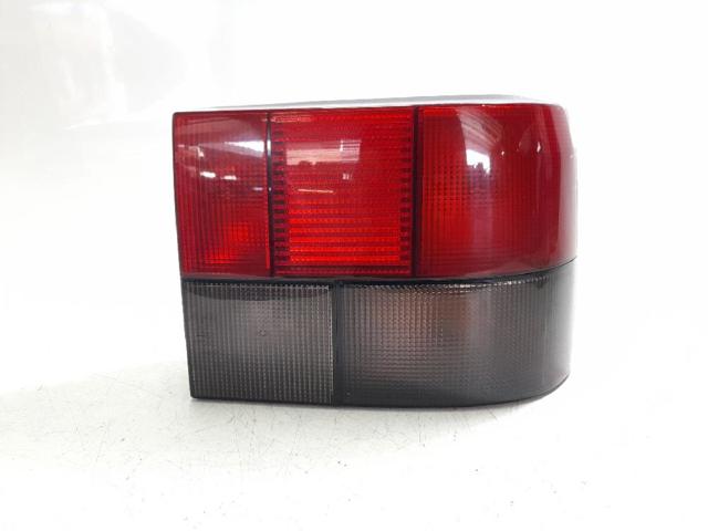 Vidro da luz traseira direita 7701033782 RENAULT