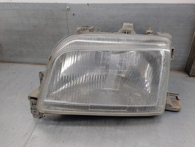 Luz esquerda 7701034146 RENAULT