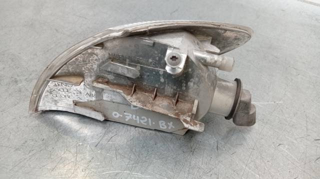 Pisca-pisca direito 7701040713 RENAULT