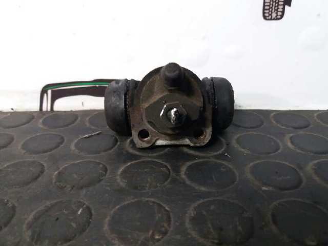 Cilindro traseiro do freio de rodas de trabalho 7701040850 RENAULT