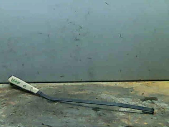 7701043999 Renault (RVI)