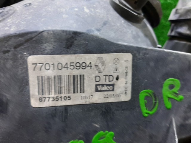 Luz direita 7701045994 RENAULT
