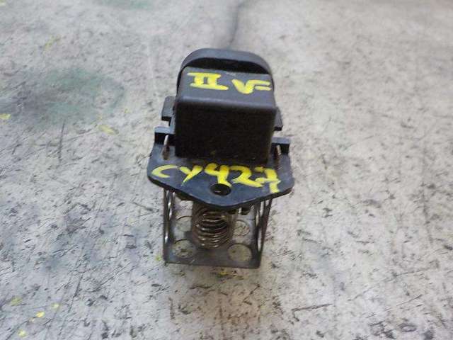 7701049661 Renault (RVI)