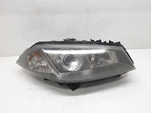 Luz direita 7701054659 RENAULT