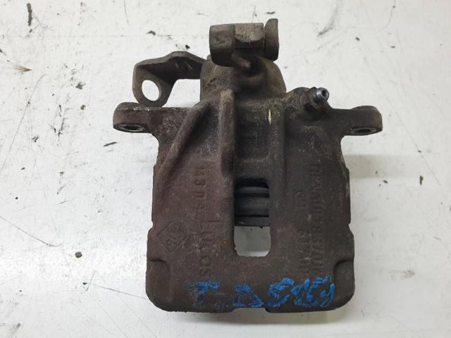 7701056165 Renault (RVI)