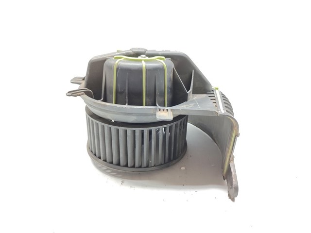 7701056598 Renault (RVI)