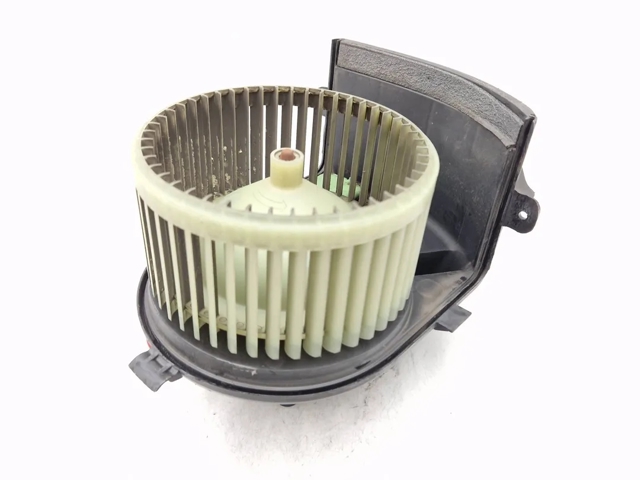 7701057683 Renault (RVI)