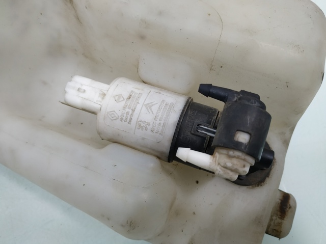 7701058023 Renault (RVI)