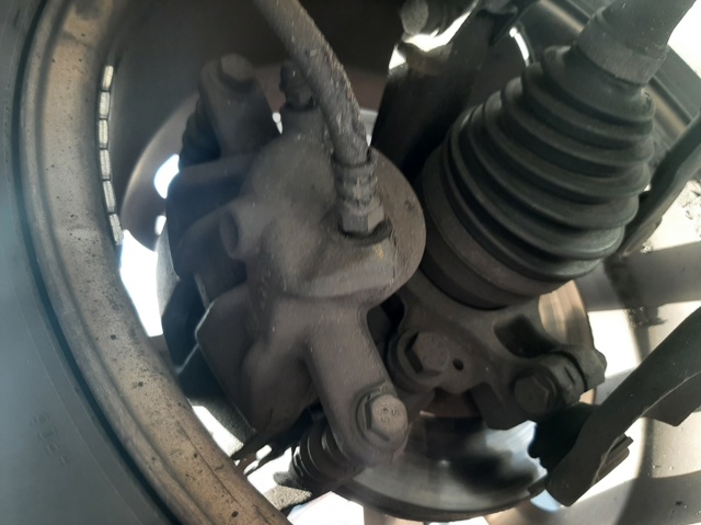 7701059704 Renault (RVI)