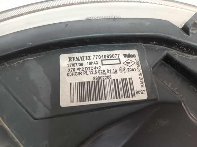Luz direita 7701069077 RENAULT