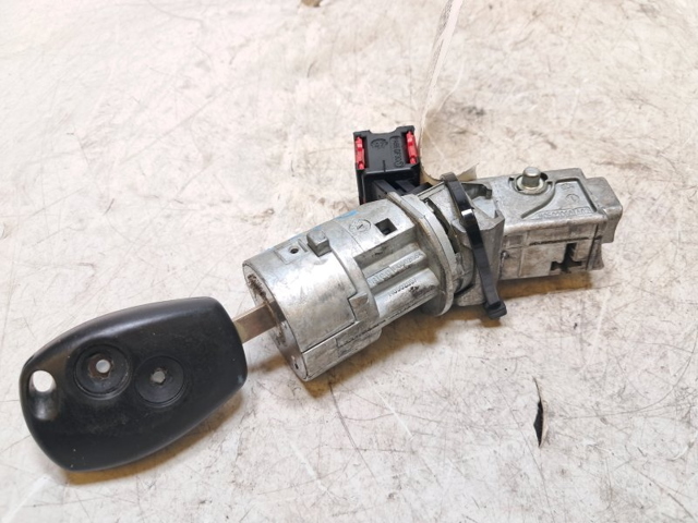 7701208408 Renault (RVI)